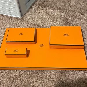 Bundle of 4 Hermes Box